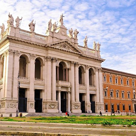 Green Rose Appartamento Nel Cuore Di Roma Exterior photo